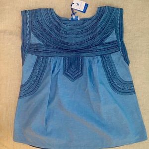 NWT—Mi Golondria top in size M—Precious top!